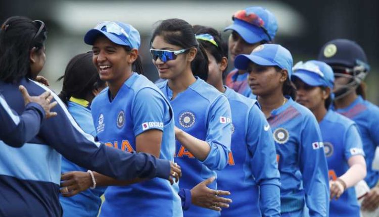 India trounce Sri Lanka by 10 wickets in 2nd tie